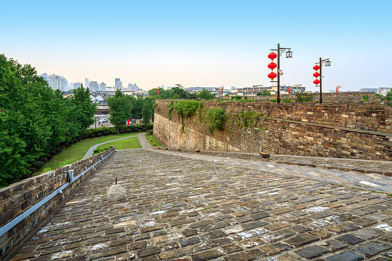 南京古城墙传统建筑