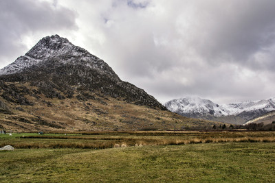 北威尔士斯诺登尼亚的Tryfan Ogwen Valley