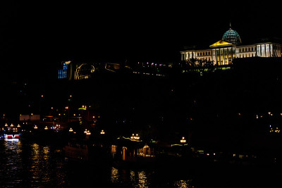 格鲁吉亚第比利斯总统府夜景