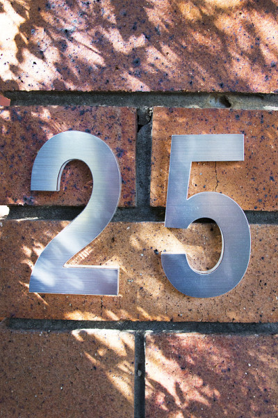 25 .砖墙