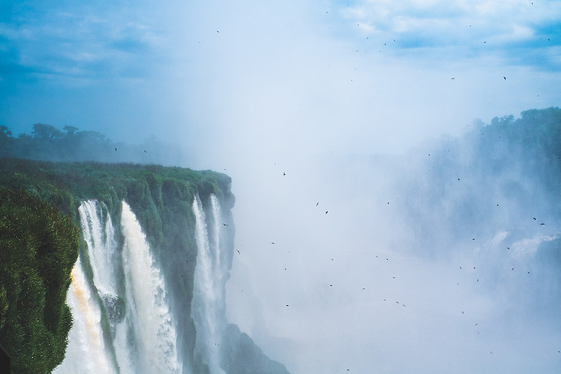 魔鬼喉瀑布景观在Iguazú