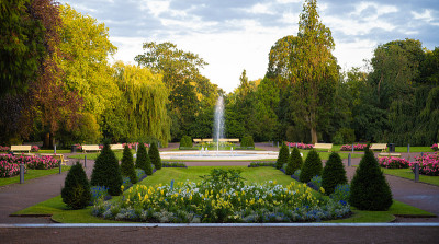 瑞典隆德市Stadsparken公园插花