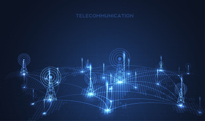Telecommunications signal transmitter, radio tower