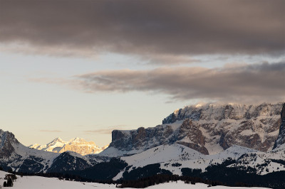 来自意大利阿尔卑斯山Dolomites的Seiser Alm的Sella集团