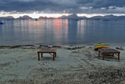 从Corong海滩看巴库特湾的日落- el ndo - palawan - philippine -