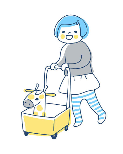 推着学步车的女孩
