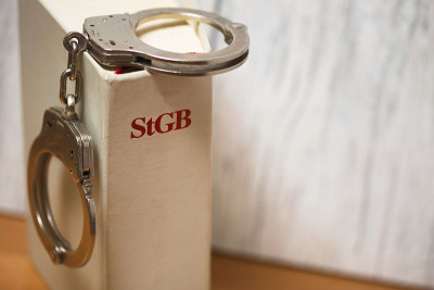 德国刑法的手铐被称为STGB(专注于字母)