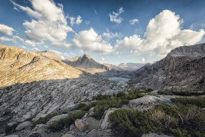 高塞拉山脉的山脉景观