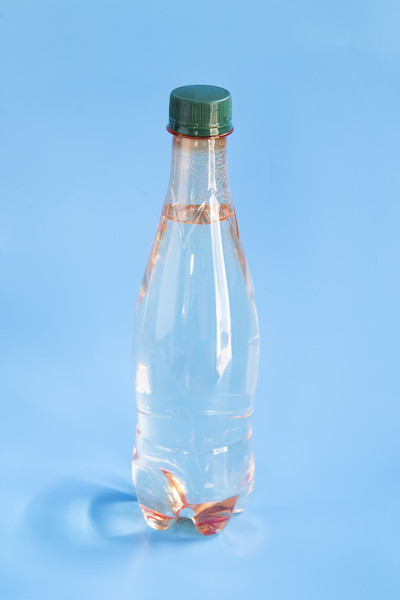 矿泉水瓶子