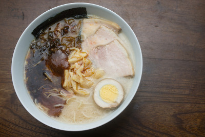 日本料理博多通通拉面