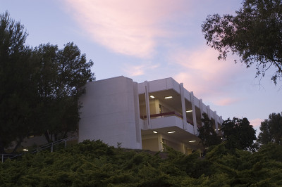 建筑在黄昏