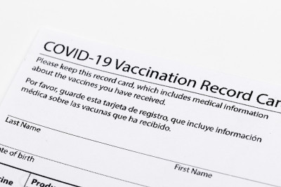 Covid - 19冠状病毒全球大流行期间个人使用的Covid - 19疫苗接种记录卡