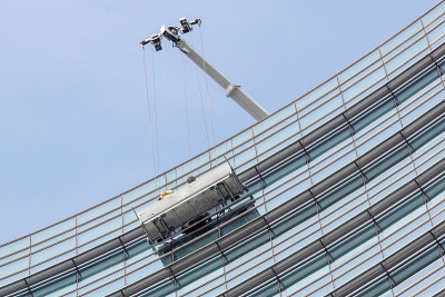 大型建筑立面清洁电梯