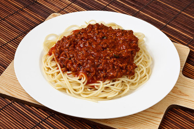 一盘肉酱面