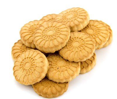 白色背景上的脆饼