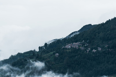 云中山村