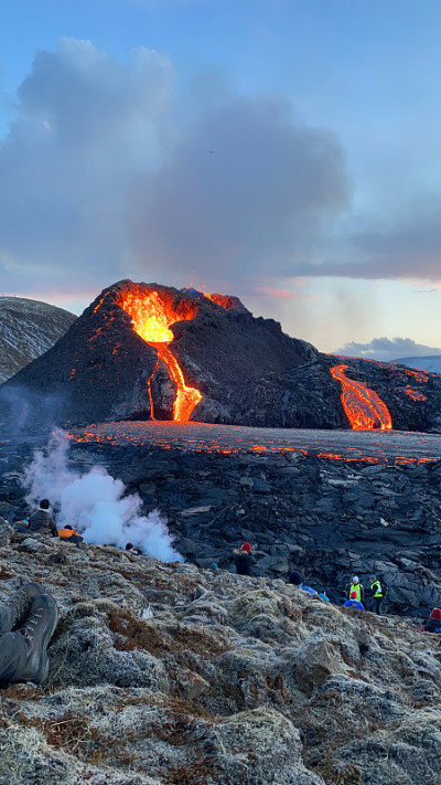 冰岛火山喷发