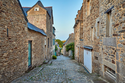 Dinan