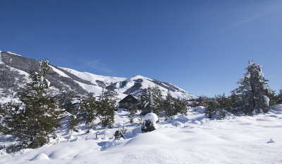 雪景滑雪中心在圣卡洛斯de Bariloche，巴塔哥尼亚，阿根廷。