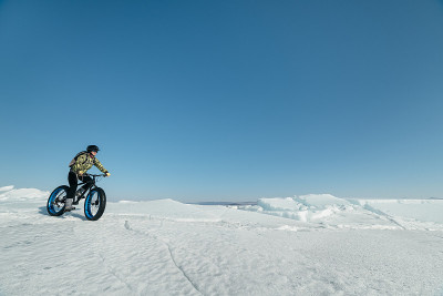 胖自行车(fat bike或fattire bike)