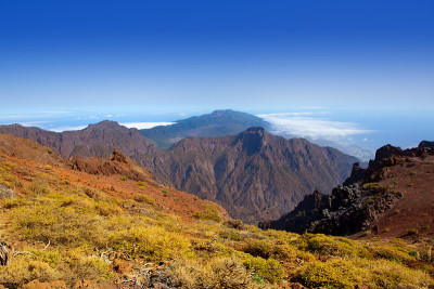 罗克男孩的塔布里恩特火山口