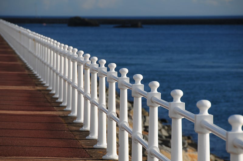 沿海栏杆,球衣。