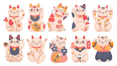 日本幸运的猫。卡通猫猴玩具在传统服装，拿着鱼，铃铛和金币。亚洲挥运猫向量集