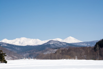 山在早春，大雪山