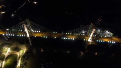 科克伦大桥的夜晚