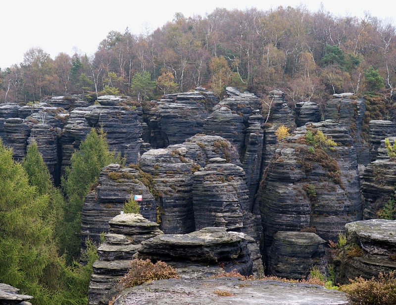 Labske piskovce地区Tiske steny岩石中的岩石地层