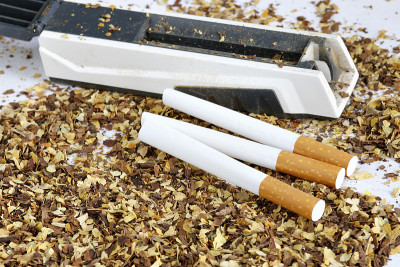 烟筒和手提式注射器