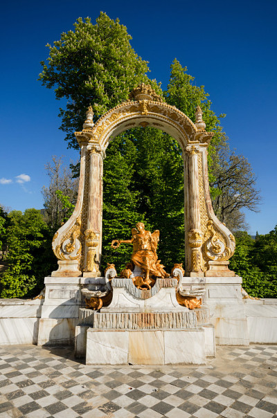 Segovia, La granja de San Ildefonso公共花园喷泉。