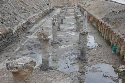 德国石勒苏益格-荷尔斯泰因基尔市中心一个主要建筑工地的排水和准备工作