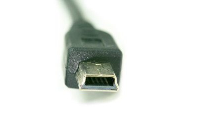 移动USB数据线，用于充电、数据传输