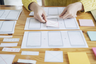 UX UI和编程开发技术。