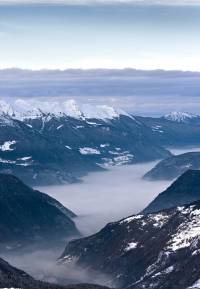 冬天阿尔卑斯山风景