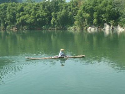 夏天上海的一个美丽的湖