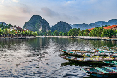 越南宁平，Tam Coc的划艇美景