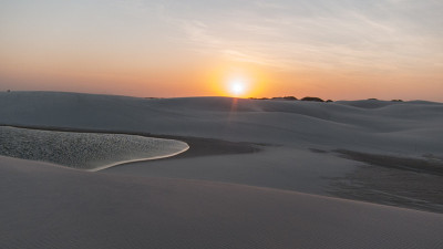 Lençóis Maranhenses国家公园的日落