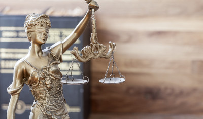 法律与正义的概念客体