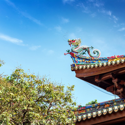 中国龙的雕像