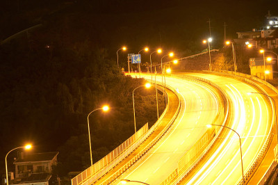 晚上路