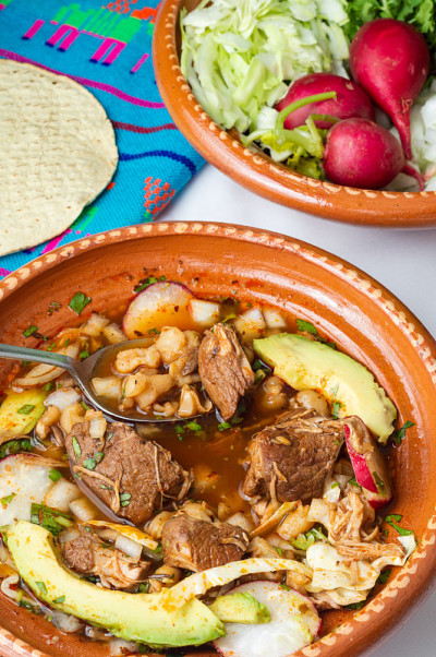 墨西哥红pozole，阿兹特克人的传统炖菜