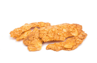 精致的蛋白杏仁饼干