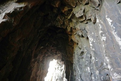 如沙洲状节理、奇岩、峭壁、海岸、