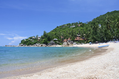 泰国拉迈苏梅岛附近的珊瑚湾海滩