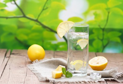 柠檬冷水