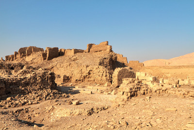 杂志和围墙，Medinet Habu，底班墓地，卢克索，埃及