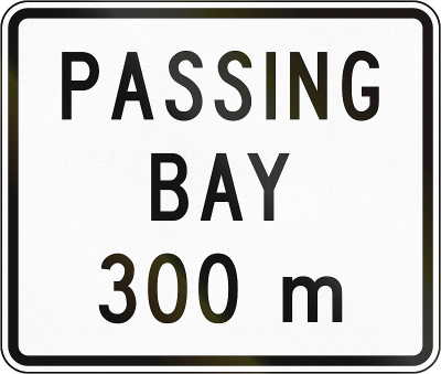 新西兰路标-前方300米处经过海湾
