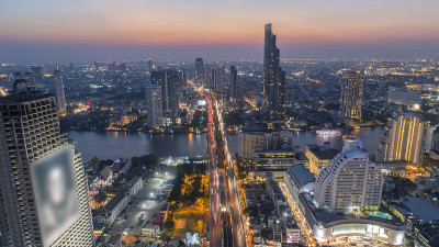 曼谷市中心的空中城市视图。